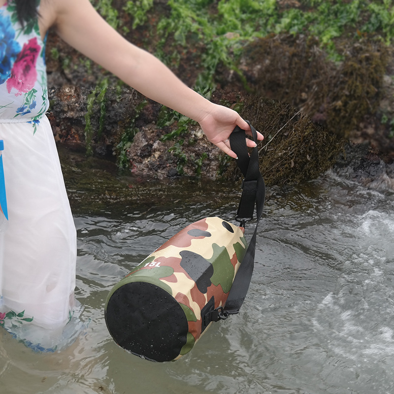Sac étanche camouflage à ferme - Dry Bag Backpack 30L Waterproof avis et prix